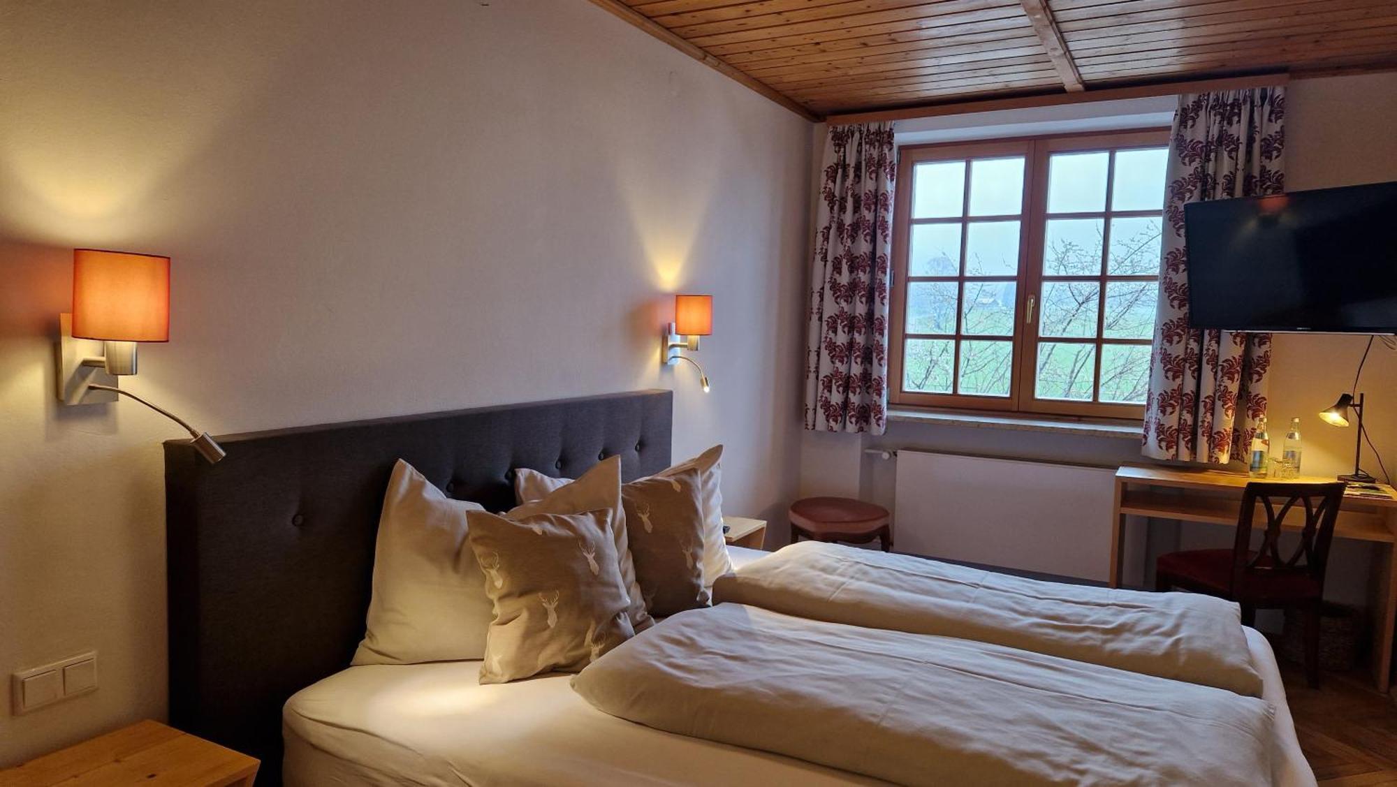 Hotel Landgasthof Alter Wirt Fischbachau Esterno foto