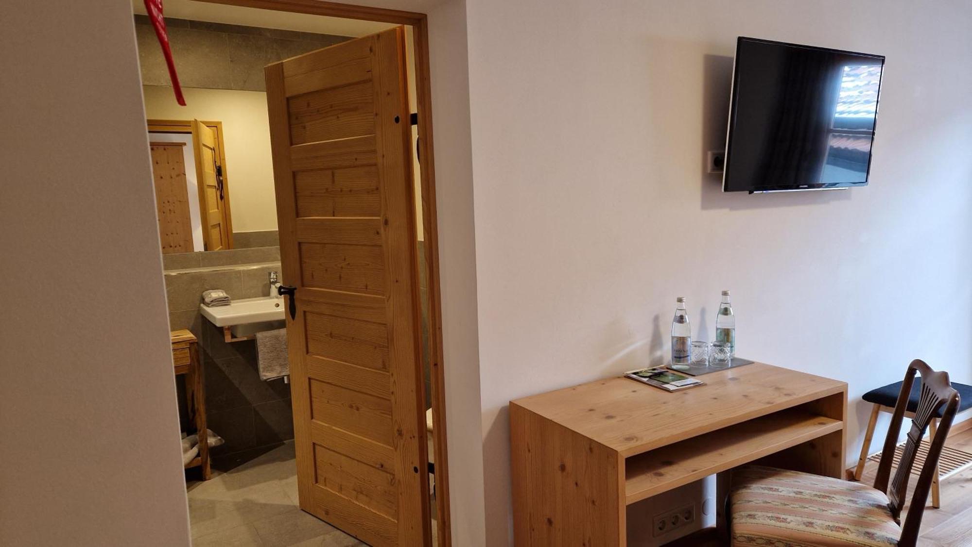 Hotel Landgasthof Alter Wirt Fischbachau Esterno foto